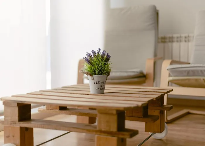 Espectacular Atico De 2 Dormitorios Con Garaje Y Terraza Privada De 30 M2
