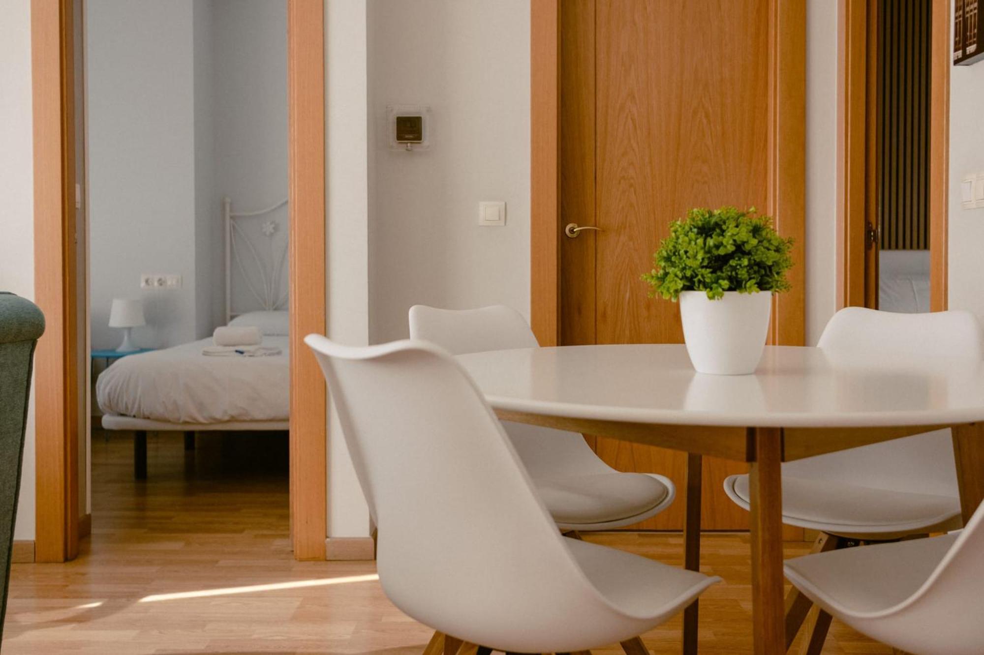 Espectacular Atico De 2 Con Garaje Y Terraza Privada De 30 M2 *