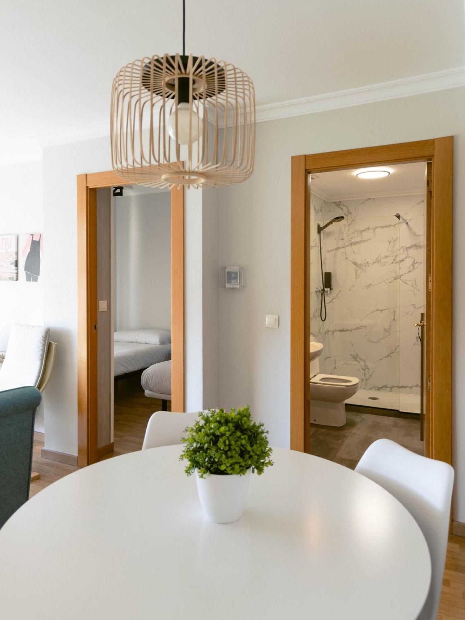 Espectacular Atico De 2 Con Garaje Y Terraza Privada De 30 M2 *